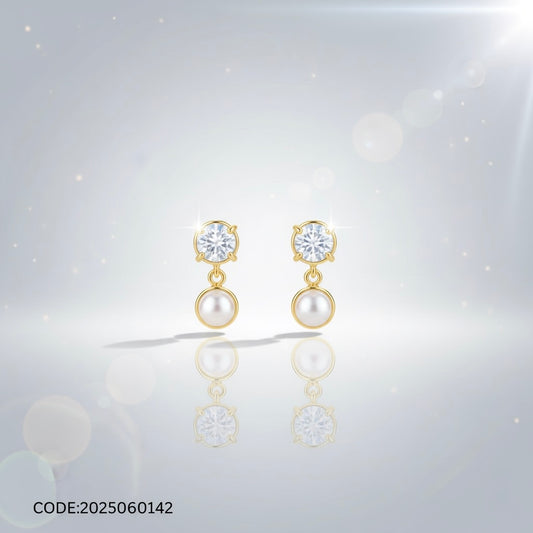 Pearl & Moonstone Harmony Earrings – 18K Gold-Plated Silver